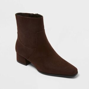 Women’s Wide Width Coral Boots with Memory Foam Insole – Brown 5W